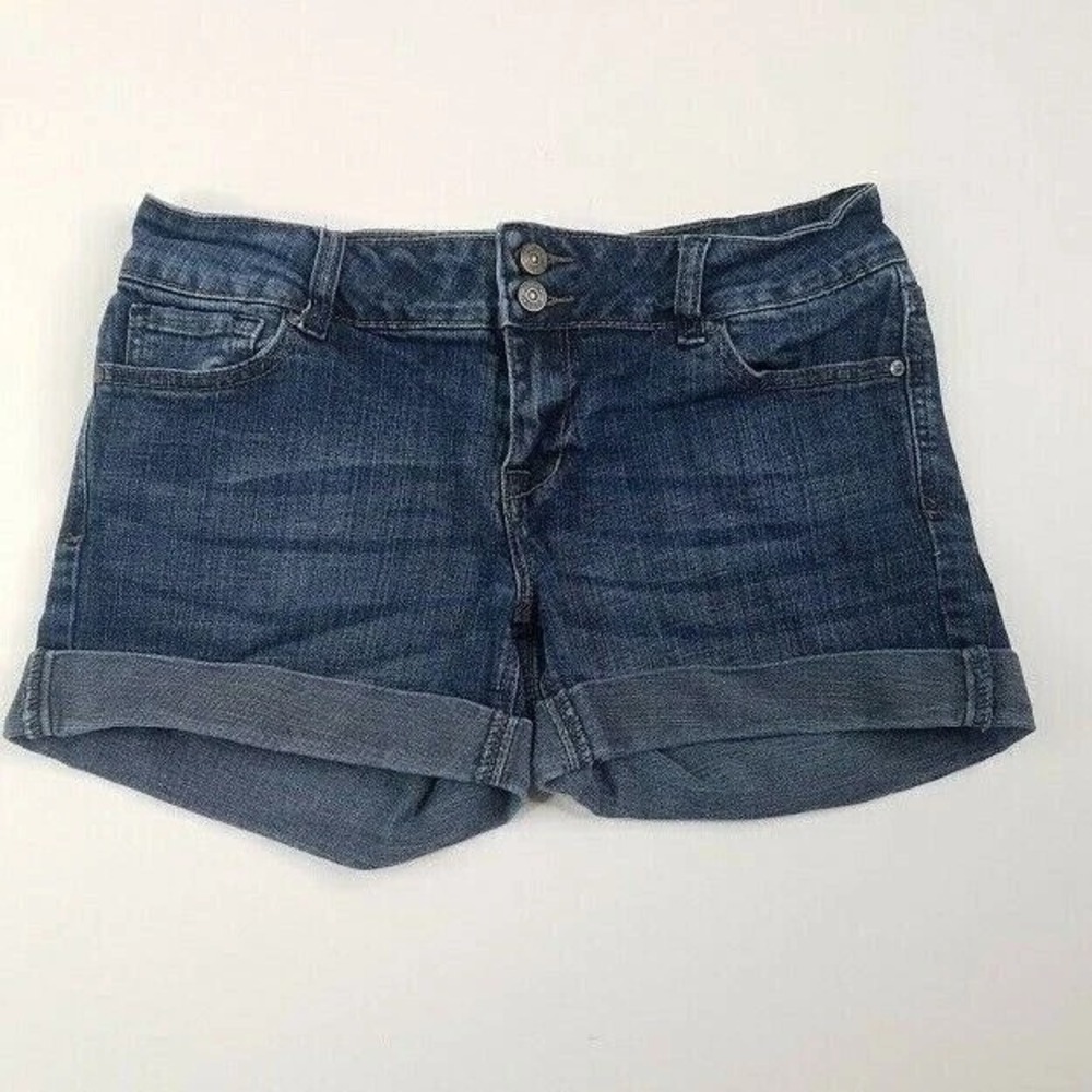 dELiA*s Women's Blue Denim Cuffed Stretch Shorts Size 3/4 Cotton Blend